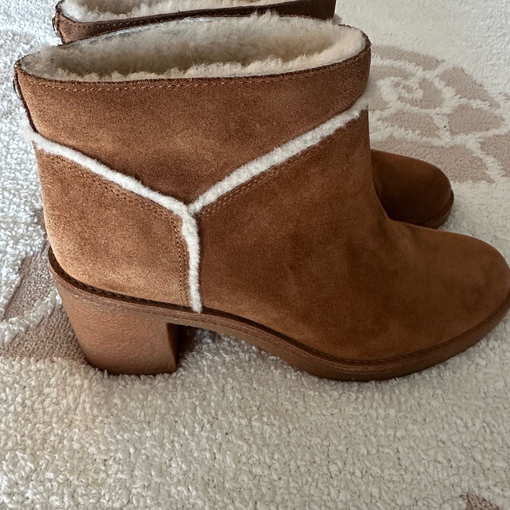 Ugg Kasen Bootie - image 5